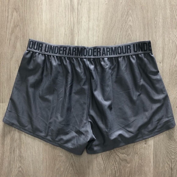 𝅺Under Armour Women's HeatGear Play Up Shorts | Size M - Picture 7 of 12